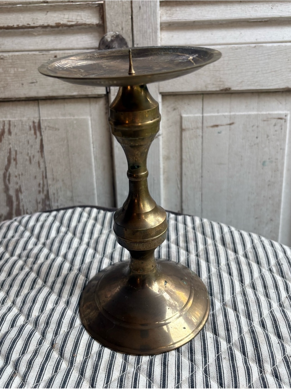 Brass Candlestick Holder - Antique-Style Gold Home Accent